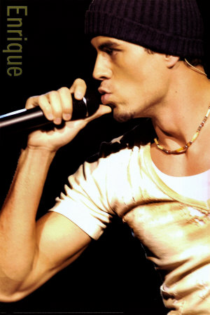 http://dl.glitter-graphics.net/pub/486/486921n8qhh9yby2.jpg